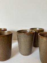 Afbeelding in Gallery-weergave laden, Second life | aardewerk kopjes