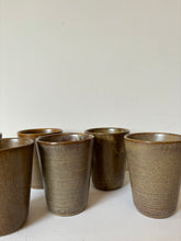 Afbeelding in Gallery-weergave laden, Second life | aardewerk kopjes