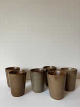 Afbeelding in Gallery-weergave laden, Second life | aardewerk kopjes