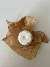 Afbeelding in Gallery-weergave laden, Huishoudzeep | oranjebloesem