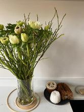 Afbeelding in Gallery-weergave laden, Huishoudzeep | oranjebloesem