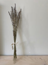 Afbeelding in Gallery-weergave laden, bosje gedroogde lavendel
