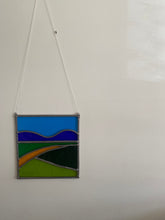 Afbeelding in Gallery-weergave laden, second life | glas in lood hanger

