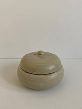 Afbeelding in Gallery-weergave laden, Second life | pot keramiek
